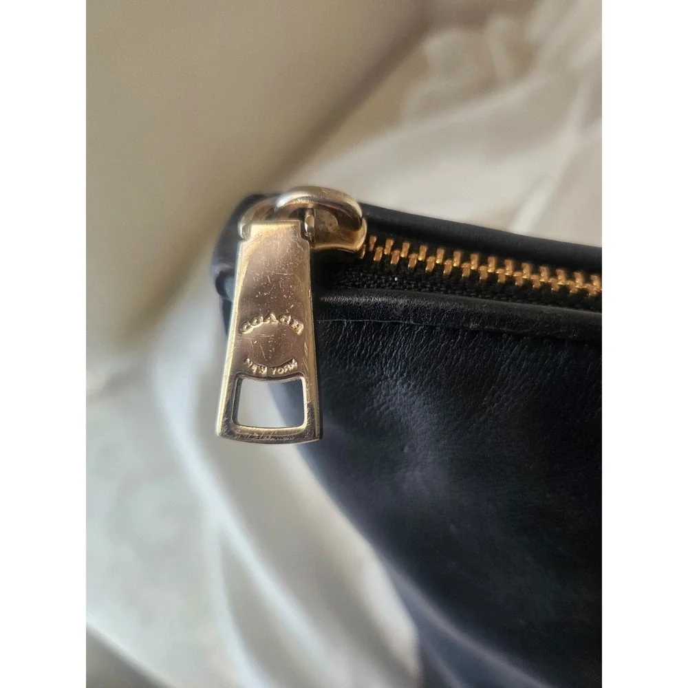 COACH   Exploded Ava Tote Bag Black and Beige F57246